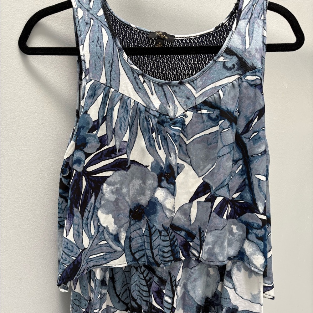 Cupio Blue and White Floral Tank Top - Picture 4 of 7